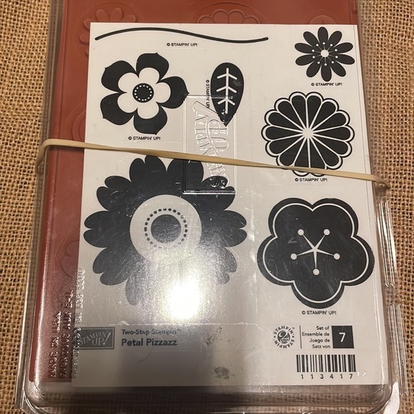Stampin Up Petal Pizzaz Floral New in case original - Picture 1 of 6
